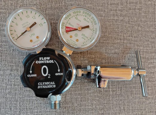 OXYGEN REGULATOR PIN INDEX (DOUBLE GAUGE)