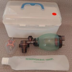 RESUSCITATOR / BVM